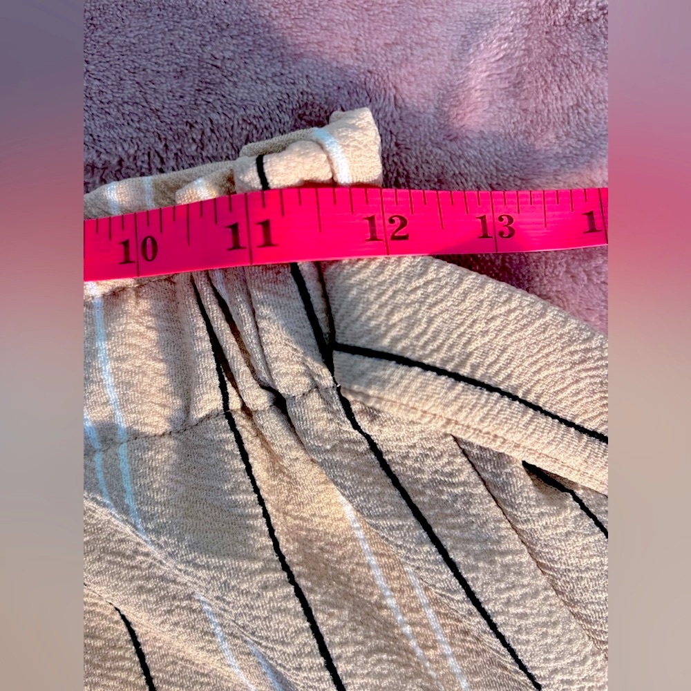 No Comment Pinstripe Gathered Waist Tie Belt Salmon Pink Pinstripe Dress Pants - Picture 7 of 9
